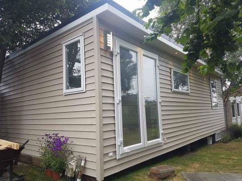 Garden Room Annex Office Gym by Micro Static Homes, photo 3 of 3