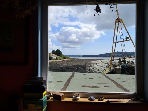 Unique Design Tiny House - Container and Upturned boat, photo 5 of 10