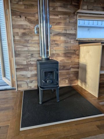 Unique Handcrafted Bothy, photo 6