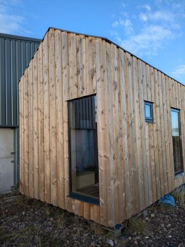 Unique Handcrafted Bothy, photo 2 of 8