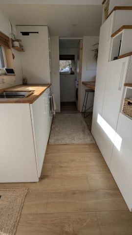 Nomad Off-grid Tiny House, photo 4 of 8
