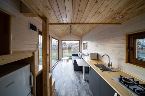 Tiny House on Wheels Mobile House, photo 4 of 12