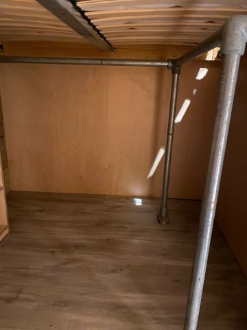 Beautiful & Proven 20ft Bespoke Shipping Container Home – Fully Winterized – Colchester, photo 11