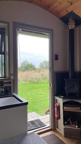 Off grid Shepherds hut/Tiny house with compost toilet, photo 2 of 4